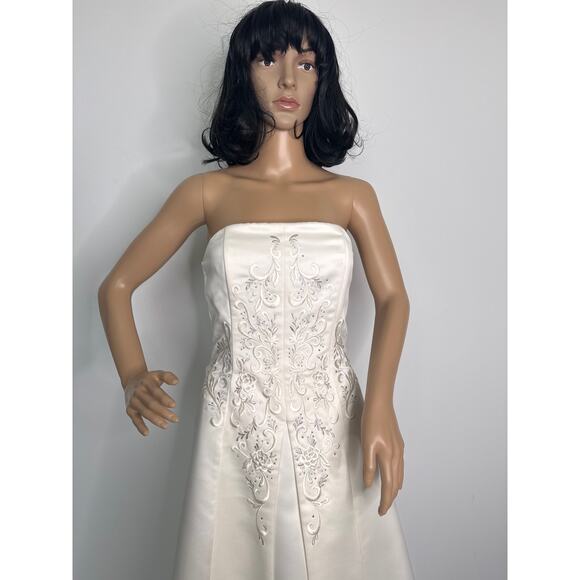 1990s Jessica McClintock Ivory Embroidered Strapless Formal Gown USA made XS - Picture 7 of 16